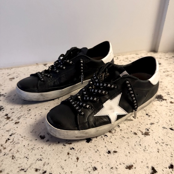 Golden Goose Deluxe Super-Star Low-Top Sneakers Black/White - S 6/36 - Picture 1 of 10